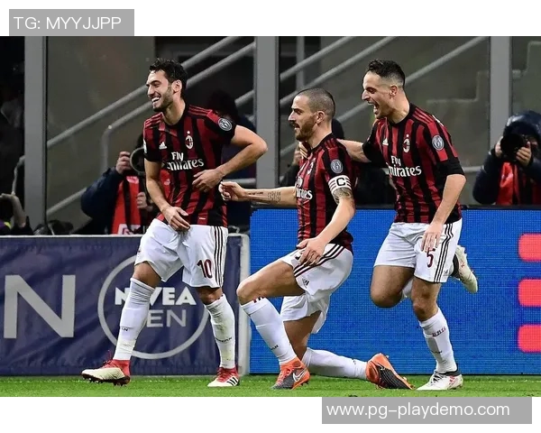 中超经典对决：拜仁与AC米兰1比1平局绝杀瞬间震撼全场