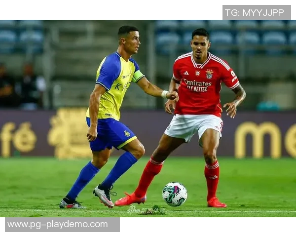 友谊赛本菲卡与利物浦战平零比零全场精彩瞬间回顾与赛后分析