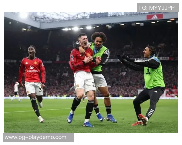 中超联赛曼联与热刺激战成平局数据分析揭示比赛精彩瞬间 中超联赛曼联与热刺激战成平局数据分析揭示比赛精彩瞬间