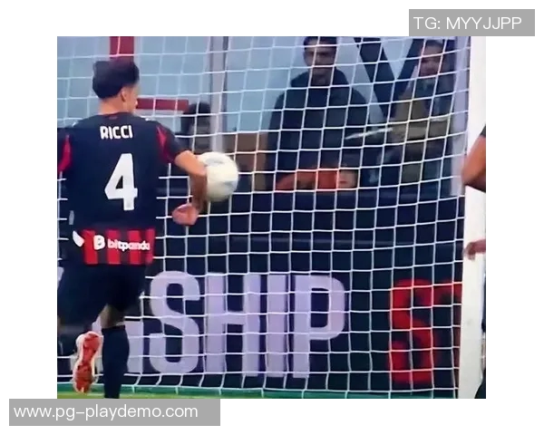 中超激战AC米兰逆转本菲卡乌龙球引发争议判罚全场沸腾