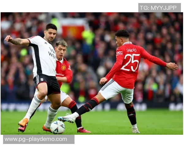 波尔图大胜曼联五球逆转引发转会传闻全场沸腾 波尔图大胜曼联五球逆转引发转会传闻全场沸腾