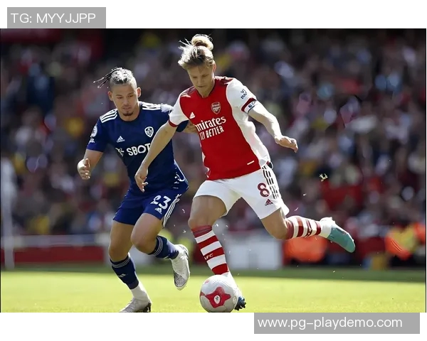 足总杯激战AC米兰大胜阿森纳引发全场热议与焦点分析 足总杯激战AC米兰大胜阿森纳引发全场热议与焦点分析