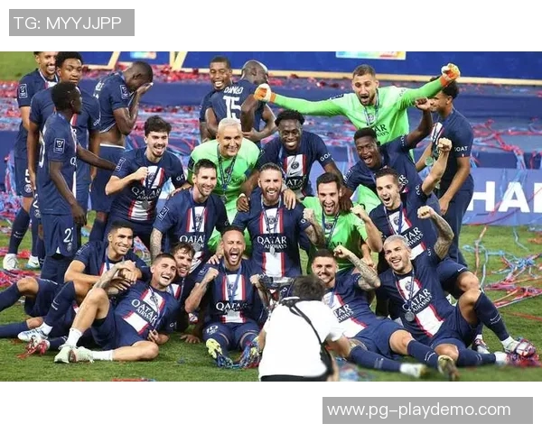 德甲惊天冷门波尔图大胜巴黎圣日耳曼引发转会热议